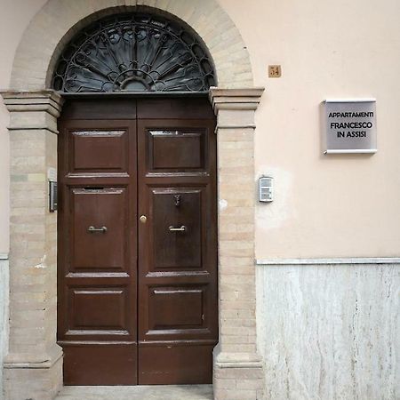 Appartamenti Francesco In 아시시 외부 사진